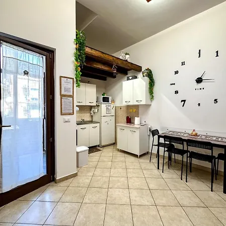 Balat Apartman *